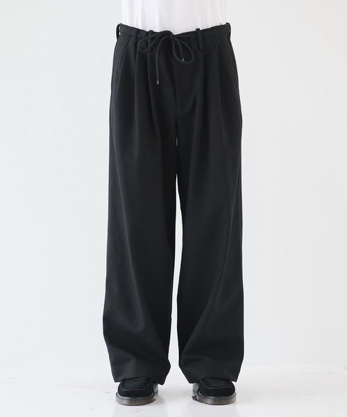 【美品】マーカウェア　1 タックパンツ　ブラック　スラックス MARKAWARE/マーカウェア】別注 TRIPLE PLEATED EASY TROUSERS