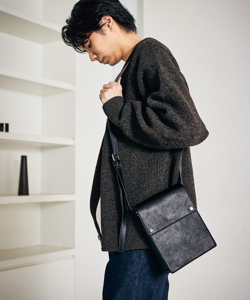 LAKOLE（ラコレ）の「メランジクルーニットカーディガン / 601400（カーディガン/ボレロ・メンズ・ボルドー/ブラウン/ブルー・MEDIUM/LARGE）」の21枚目の写真