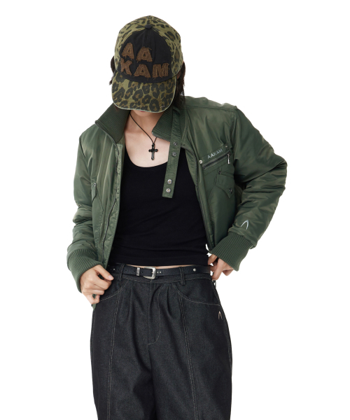 AAKAM(アーカム)の「High-Neck Bomber Jacket (Khaki)(ブルゾン・レディース・その他・1/2)」の8枚目の写真