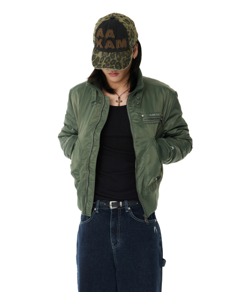 AAKAM(アーカム)の「High-Neck Bomber Jacket (Khaki)(ブルゾン・レディース・その他・1/2)」の11枚目の写真