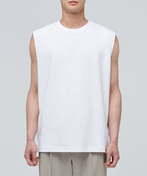 MUSINSA STANDARD（ムシンサスタンダード）の「リラックスドスリーブレストップ [ホワイト]（Tシャツ/カットソー・メンズ・その他・SMALL/MEDIUM/LARGE/X-LARGE/XX-LARGE/XXX-LARGE）」の2枚目の写真