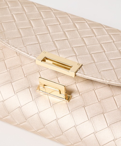 AIMER（エメ）の「格子模様クラッチパーティーバッグ（クラッチバッグ・レディース・ベージュ/シルバー・FREE）」の9枚目の写真