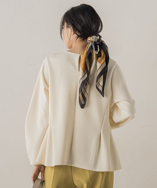 Droite lautreamont(ドロワットロートレアモン)の「サンディカットジョーゼット≪手洗い可能≫(Tシャツ/カットソー・レディース・オフホワイト/ブラック・M)」の6枚目の写真