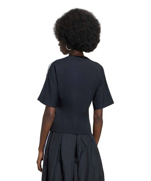 adidas（アディダス）の「adidas ADILENIUM 5.0 SLIM SS TEE / アディダス スリム ショートスリーブ ティー（Tシャツ/カットソー・レディース・ブラック・S/M/L）」の8枚目の写真