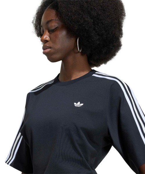 adidas（アディダス）の「adidas ADILENIUM 5.0 SLIM SS TEE / アディダス スリム ショートスリーブ ティー（Tシャツ/カットソー・レディース・ブラック・S/M/L）」の4枚目の写真