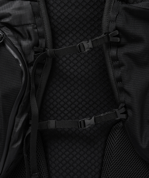 PHYPS MOTORCYCLE(フィップスモーターサイクル)の「Original Wing Logo Riding Bag Black(バックパック/リュック・レディース・その他・FREE)」の5枚目の写真