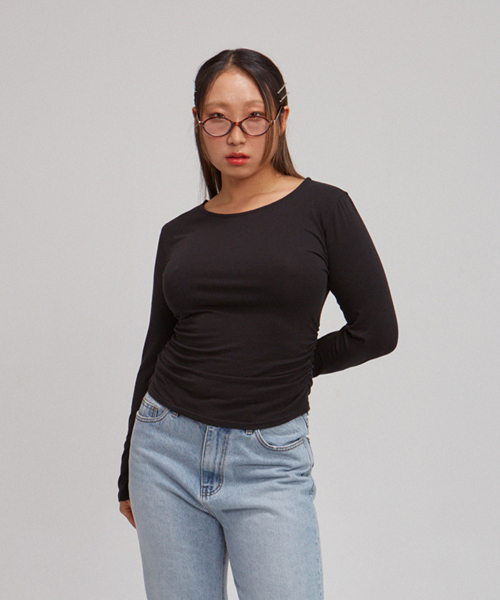SALON DE YOHN(サロンドヨーン)の「Basic Shirring Long Sleeve T_ Black(Tシャツ/カットソー・レディース・その他・LARGE/MEDIUM/SMALL)」の5枚目の写真