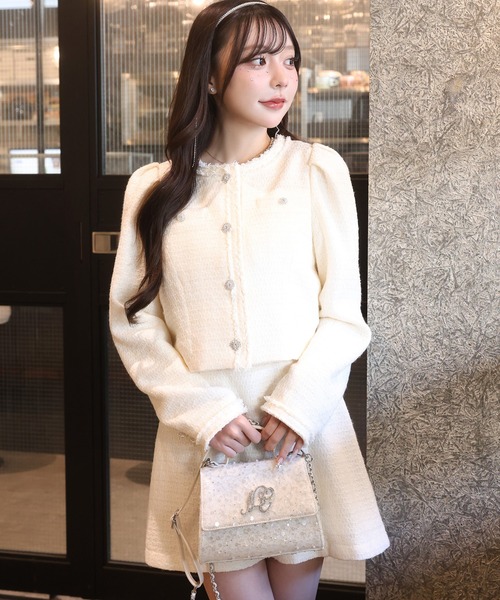 one after another NICE CLAUP（ワンアフターアナザーナイスクラップ）の「【Twinkle collection】ビジューボタンジャケット（ノーカラージャケット・レディース・ブラック/サックスブルー/アイボリー・FREE）」の17枚目の写真