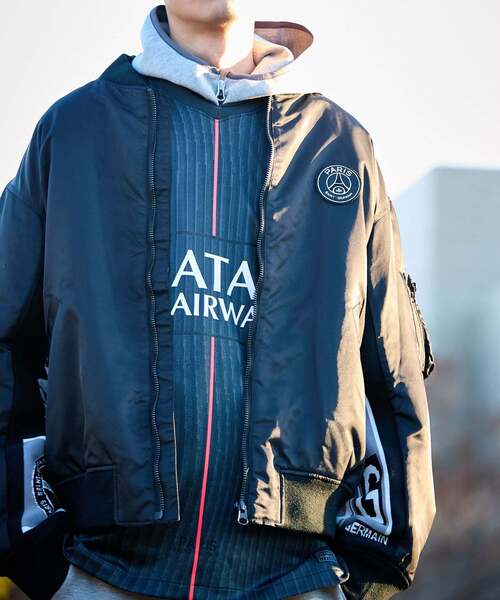 PARIS SAINT-GERMAIN(パリサンジェルマン)の「【Paris Saint-Germain / パリ・サン=ジェルマン】 JP Vintage Scarf Bomber(MA-1・メンズ・ブラック/カーキ・LARGE/MEDIUM)」の1枚目の写真