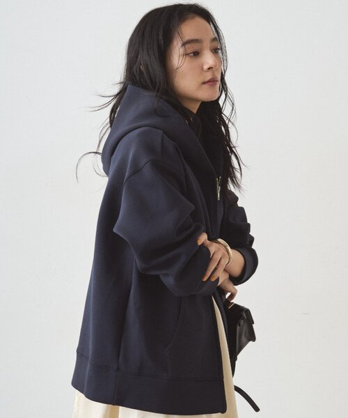 LOUNGEDRESS（ラウンジドレス）の「ポンチパーカー（パーカー・レディース・ライトグレー/ネイビー/オフホワイト・FREE）」の6枚目の写真