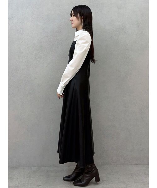 MERCURYDUO(マーキュリーデュオ)の「アシメビスチェドッキングパワショルシャツワンピース(ワンピース・レディース・ブルー/ブラック/ベージュ・MEDIUM/SMALL)」の20枚目の写真