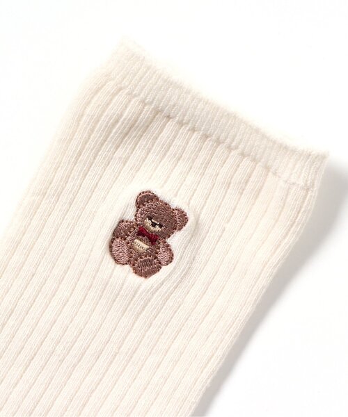 apres les cours(アプレレクール)の「tiny bear フォーマルハイソックス(ソックス/靴下・キッズ・ブラック/アイボリー・12/15 /18/21)」の5枚目の写真