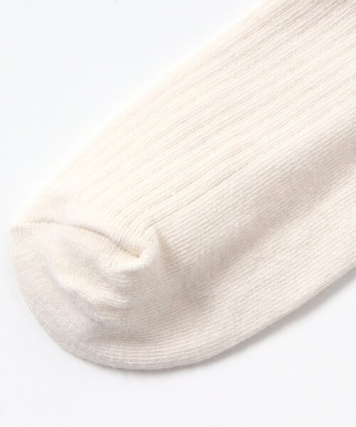 apres les cours(アプレレクール)の「tiny bear フォーマルハイソックス(ソックス/靴下・キッズ・ブラック/アイボリー・12/15 /18/21)」の4枚目の写真