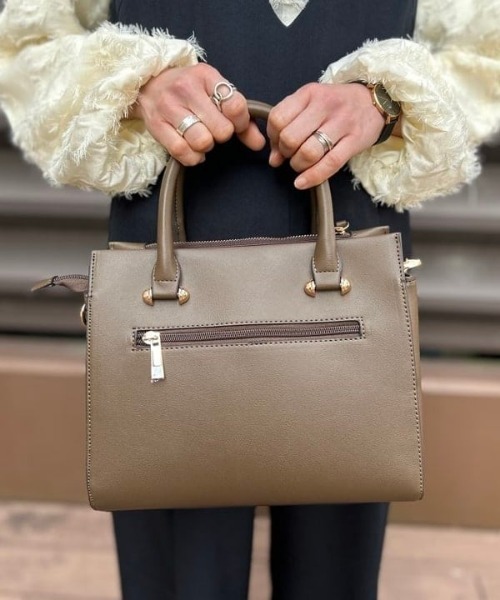 BEAMS HEART（ビームスハート）の「ファンクショナル ボストン26SS（ショルダーバッグ・レディース・ピンク/ブラウン/ブラック・ONE SIZE）」の5枚目の写真