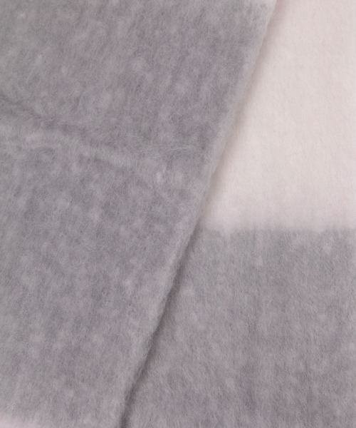 studio CLIP(スタディオクリップ)の「ふわふわ細マフラー(マフラー・レディース・ネイビー/ピンク/ライトブルー・FREE)」の5枚目の写真