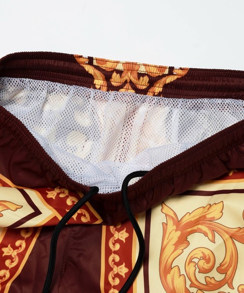 VANQUISH（ヴァンキッシュ）の「VANQUISH / ヴァンキッシュ Royalty バロック柄 ショートパンツ（その他パンツ・メンズ・バーガンディー/ホワイト・M/L）」の9枚目の写真