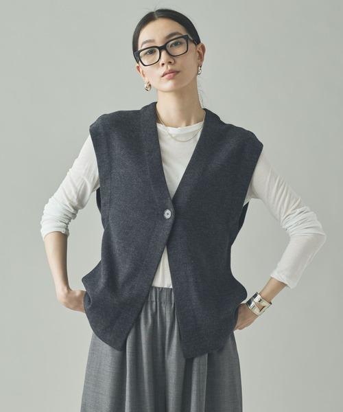 Curensology（カレンソロジー）の「Curensology(カレンソロジー)/マスキュリンニットベスト（ベスト・レディース・ブラック/グレー・FREE）」の3枚目の写真