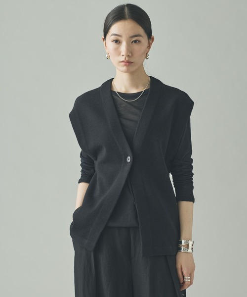 Curensology（カレンソロジー）の「Curensology(カレンソロジー)/マスキュリンニットベスト（ベスト・レディース・ブラック/グレー・FREE）」の10枚目の写真