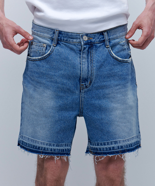 ANYTIME LOREAK(エニタイムロレーク)の「PEONY DENIM SHORTS - BLUE(その他パンツ・レディース・その他・SMALL/LARGE)」の2枚目の写真