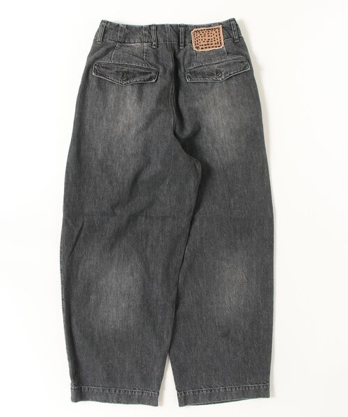 my beautiful landlet（マイビューティフルランドレット）の「【my beautiful landlet】12.5oz DENIM TUCK WIDE PANTS - Used Wash（デニムパンツ・メンズ・ブルー/ブラック・0/1/2）」の3枚目の写真