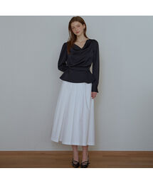 Satin Pleats Long Skirt [Ivory]