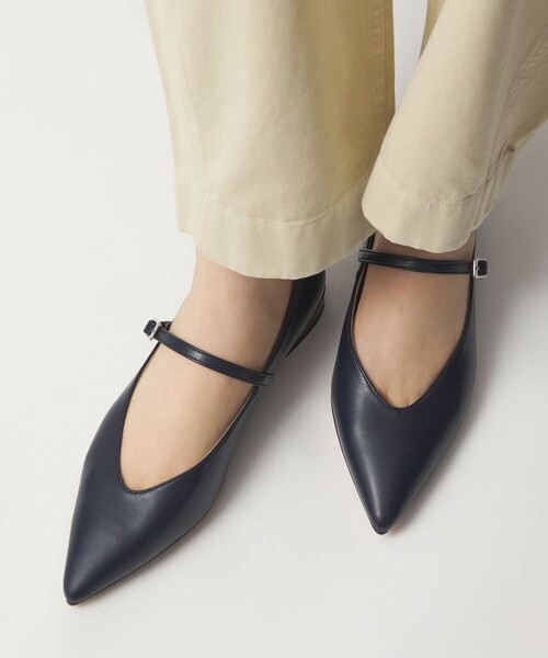 ODETTE E ODILE（オデットエオディール）の「【WEB限定】ポインテッド ストラップ フラット20■↓↑（パンプス・レディース・オフホワイト/ブラック/ネイビー・22cm/22.5cm/23cm/23.5cm/24cm/24.5cm/25cm）」の8枚目の写真