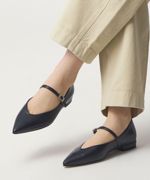 ODETTE E ODILE（オデットエオディール）の「【WEB限定】ポインテッド ストラップ フラット20■↓↑（パンプス・レディース・オフホワイト/ブラック/ネイビー・22cm/22.5cm/23cm/23.5cm/24cm/24.5cm/25cm）」の9枚目の写真