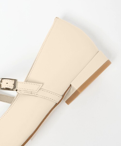 ODETTE E ODILE（オデットエオディール）の「【WEB限定】ポインテッド ストラップ フラット20■↓↑（パンプス・レディース・オフホワイト/ブラック/ネイビー・22cm/22.5cm/23cm/23.5cm/24cm/24.5cm/25cm）」の21枚目の写真