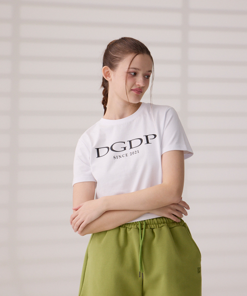 DANGLEDROP(ダングルドロップ)の「DGDPポイントロゴクロップ半袖Tシャツホワイト(Tシャツ/カットソー・レディース・その他・FREE)」の8枚目の写真