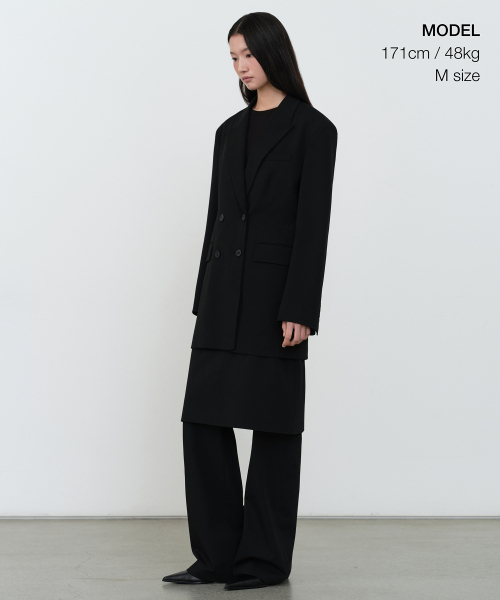 MUSINSA STANDARD WOMAN（ムシンサスタンダードウーマン）の「ウィメンズダブルブレストロングブレザー[ブラック]（テーラードジャケット・レディース・その他・SMALL/MEDIUM/LARGE/X-SMALL）」の18枚目の写真