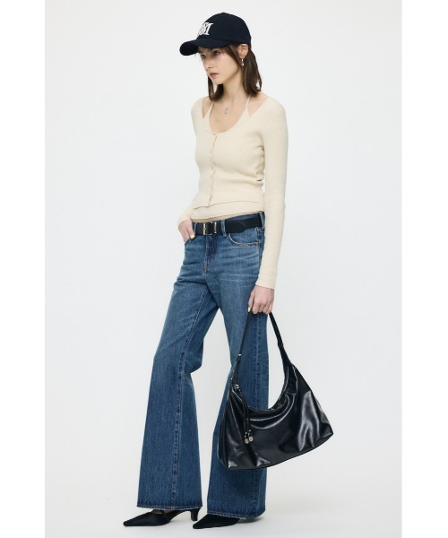 MOUSSY(マウジー)の「【26年SS新作】MIDRISE FLARE(デニムパンツ・レディース・ワンウォッシュ/ブルー・2/1/0)」の5枚目の写真