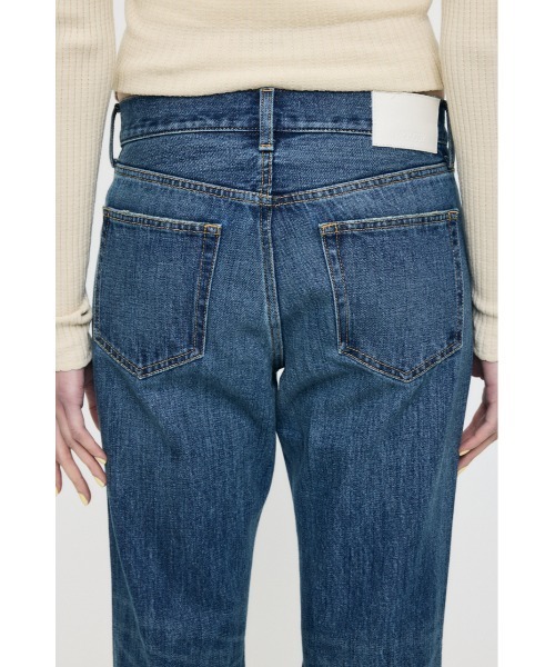 MOUSSY(マウジー)の「【26年SS新作】MIDRISE FLARE(デニムパンツ・レディース・ワンウォッシュ/ブルー・2/1/0)」の11枚目の写真