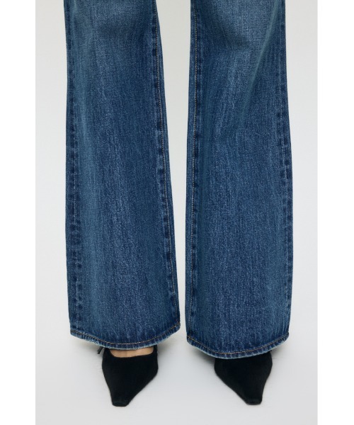 MOUSSY(マウジー)の「【26年SS新作】MIDRISE FLARE(デニムパンツ・レディース・ワンウォッシュ/ブルー・2/1/0)」の12枚目の写真