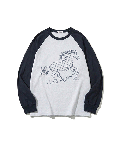 ESCAPEFROM（エスケープフロム）の「スターホースプリントロングスリーブ [6色]（Tシャツ/カットソー・レディース・ブラック/ブラウン/ピンク/ホワイト/ネイビー/グレー・SMALL/MEDIUM/LARGE）」の5枚目の写真