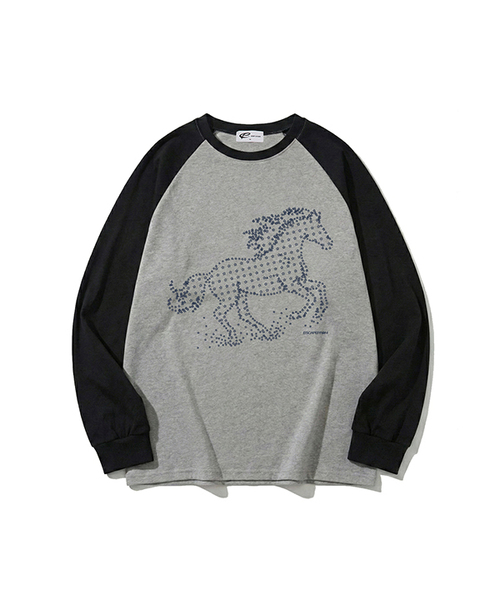 ESCAPEFROM（エスケープフロム）の「スターホースプリントロングスリーブ [6色]（Tシャツ/カットソー・レディース・ブラック/ブラウン/ピンク/ホワイト/ネイビー/グレー・SMALL/MEDIUM/LARGE）」の3枚目の写真