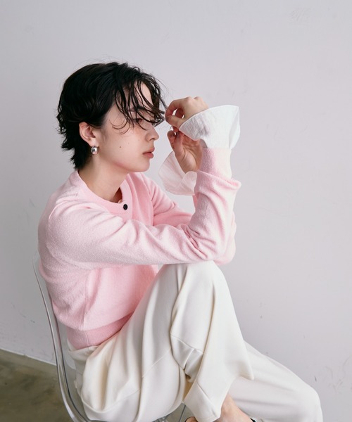 Trish(トリッシュ)の「ループヤーンクロスボタンカーディガン(カーディガン/ボレロ・レディース・グレー/ピンク・MEDIUM)」の18枚目の写真