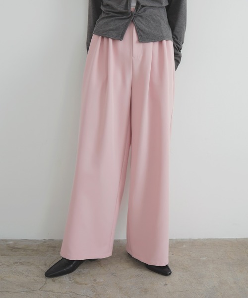 LIAN（リアン）の「メニータックカラーパンツ（スラックス・レディース・ブラック/ピンク/ブラウン/イエロー・FREE）」の4枚目の写真