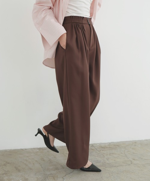 LIAN（リアン）の「メニータックカラーパンツ（スラックス・レディース・ブラック/ピンク/ブラウン/イエロー・FREE）」の15枚目の写真