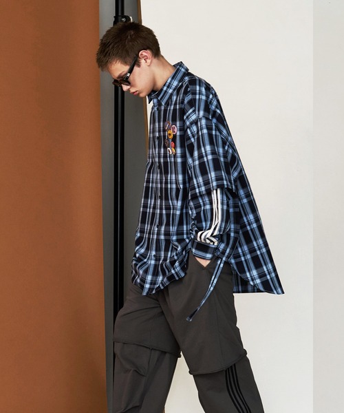 SeeSew(シーソー)の「【UNISEX】CHECK LINE OVER SHIRTS with BADGE/チェックラインオーバーシャツ缶バッジ付(シャツ/ブラウス・メンズ・ネイビー/ブラウン・M/L)」の10枚目の写真