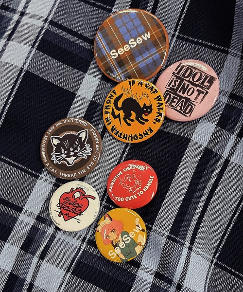SeeSew(シーソー)の「【UNISEX】CHECK LINE OVER SHIRTS with BADGE/チェックラインオーバーシャツ缶バッジ付(シャツ/ブラウス・メンズ・ネイビー/ブラウン・M/L)」の5枚目の写真