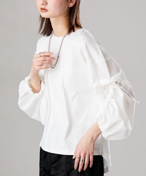 Soiunique（スワユニーク）の「異素材切替シャーリング袖デザイン長袖Ｔシャツ　［Soiunique］（Tシャツ/カットソー・レディース・オフホワイト/ブラック・L/M）」の10枚目の写真