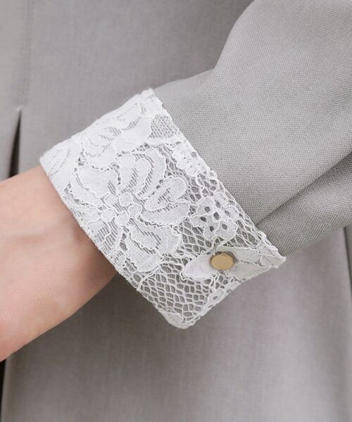 grove(グローブ)の「晴れの日にも映える、品よく華やかなシャツワンピース(ワンピース・レディース・ネイビー/グレー/ブラック・05/04/03/02/01)」の12枚目の写真