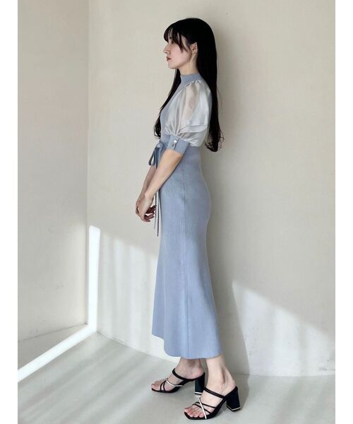 MERCURYDUO（マーキュリーデュオ）の「異素材スリーブリブマーメイドワンピース（ワンピース・レディース・アイボリー/ブラック/ブルー・SMALL/MEDIUM）」の18枚目の写真