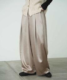 Bulue.（ブルー）の「【Bulue.】サテンタックワイドパンツ（スラックス）」