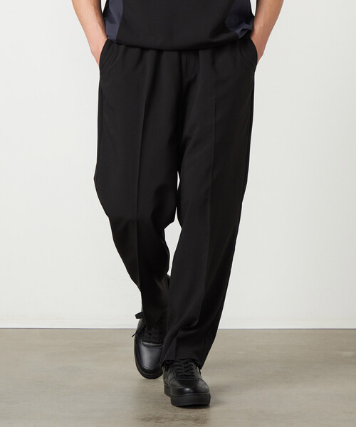COMME CA ISM（コムサイズム）の「ライトウエイトポリエステル リラックスワイドテーパードパンツ（スラックス・メンズ・グレー/ベージュ/ブラック・LARGE/MEDIUM/SMALL）」の2枚目の写真