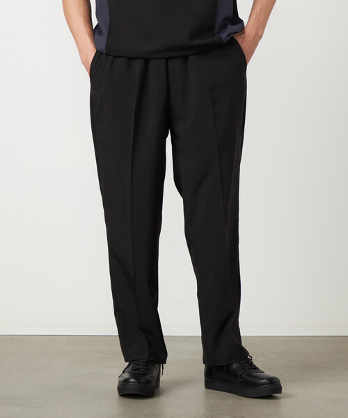 COMME CA ISM（コムサイズム）の「ライトウエイトポリエステル リラックスワイドテーパードパンツ（スラックス・メンズ・グレー/ベージュ/ブラック・LARGE/MEDIUM/SMALL）」の11枚目の写真