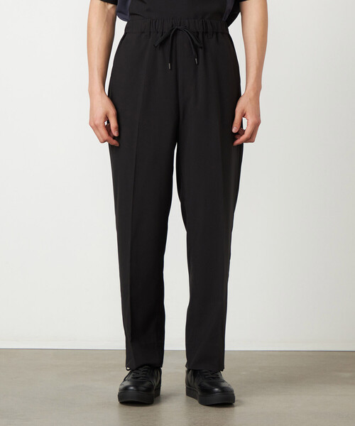 COMME CA ISM（コムサイズム）の「ライトウエイトポリエステル リラックスワイドテーパードパンツ（スラックス・メンズ・グレー/ベージュ/ブラック・LARGE/MEDIUM/SMALL）」の17枚目の写真