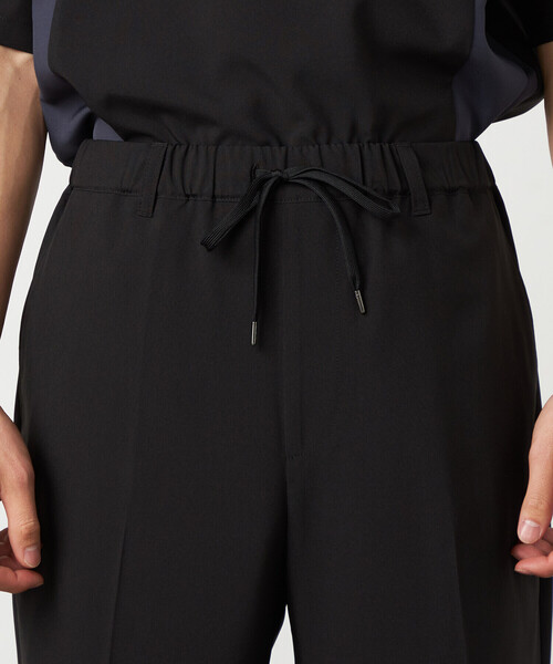 COMME CA ISM（コムサイズム）の「ライトウエイトポリエステル リラックスワイドテーパードパンツ（スラックス・メンズ・グレー/ベージュ/ブラック・LARGE/MEDIUM/SMALL）」の20枚目の写真