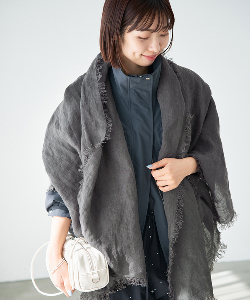 IENA(イエナ)の「ASAUCE MELER/アソースメレ フランダースサン リネンガーゼ(ストール/ショール・レディース・サックスブルー/チャコールグレー/ホワイト・FREE)」の16枚目の写真