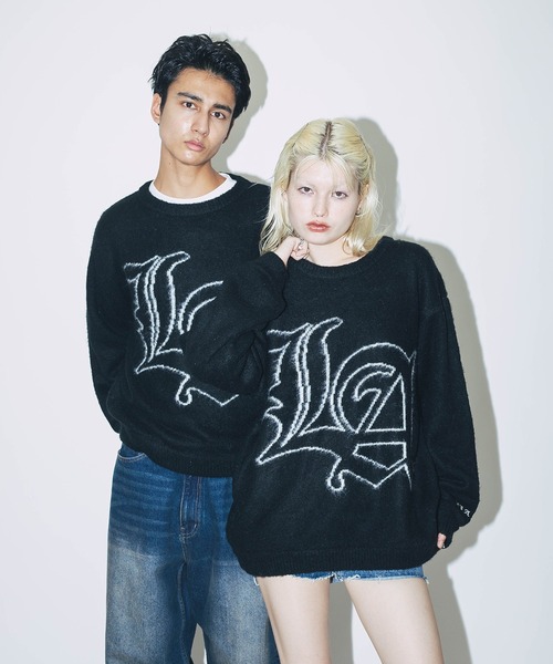 XLARGE（エクストララージ）の「OLD ENGLISH BAGGY DENIM PANTS（デニムパンツ・メンズ・ブラック/インディゴブルー・30inch/32inch/34inch/36inch）」の4枚目の写真